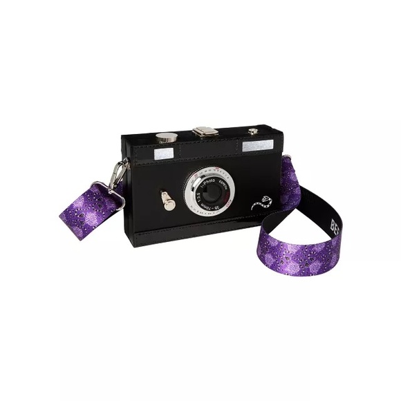 Beetlejuice Lydia Deetz Camera Crossbody Bag Purse Halloween Tim Burton NEW🖤 - Picture 5 of 11